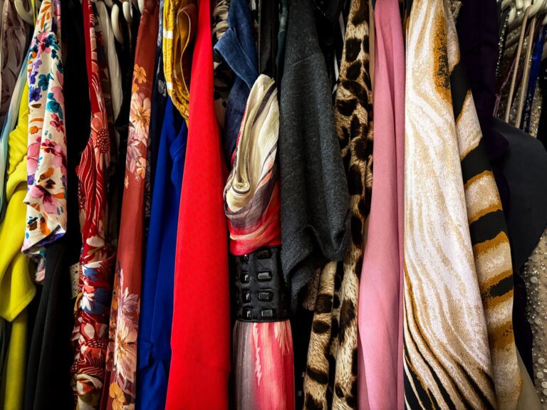 Top 3 magazine vintage și second-hand din București, pentru haine cu personalitate